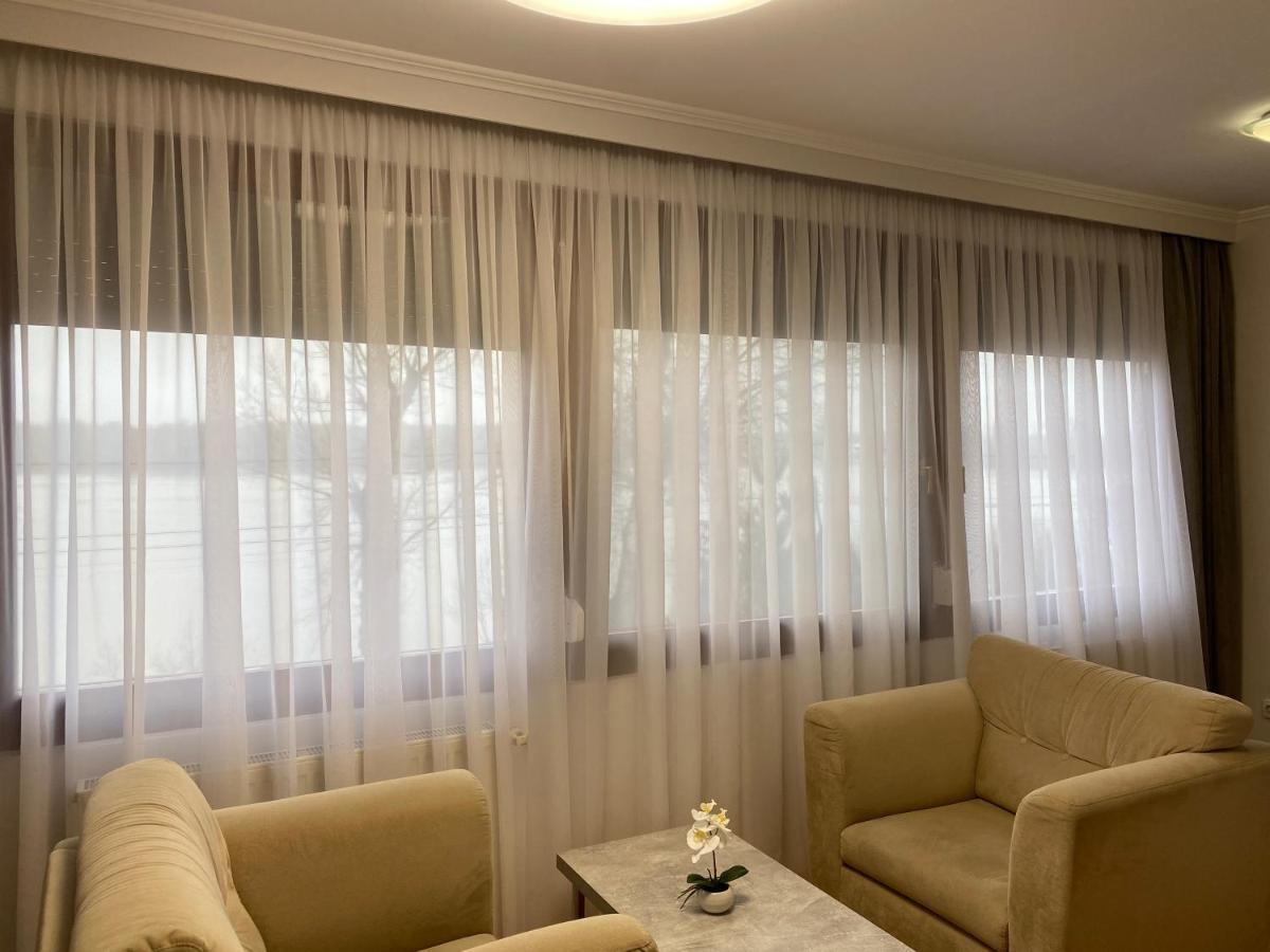 Part Cafe Residence Dunakeszi Εξωτερικό φωτογραφία