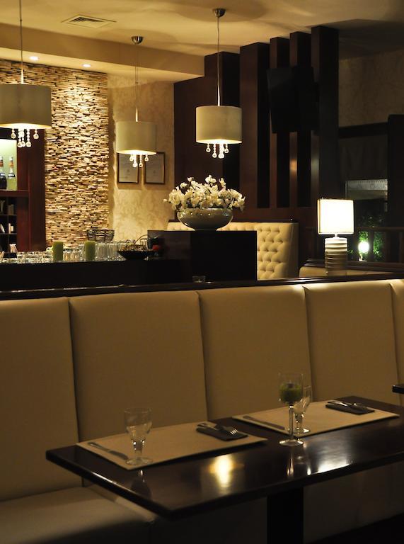 Part Cafe Residence Dunakeszi Εξωτερικό φωτογραφία
