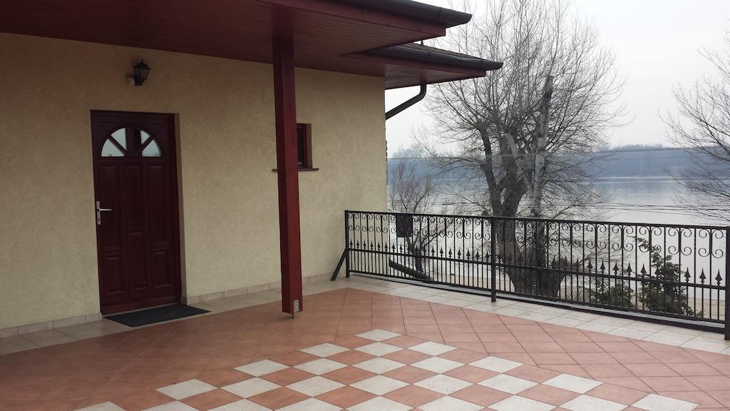 Part Cafe Residence Dunakeszi Δωμάτιο φωτογραφία